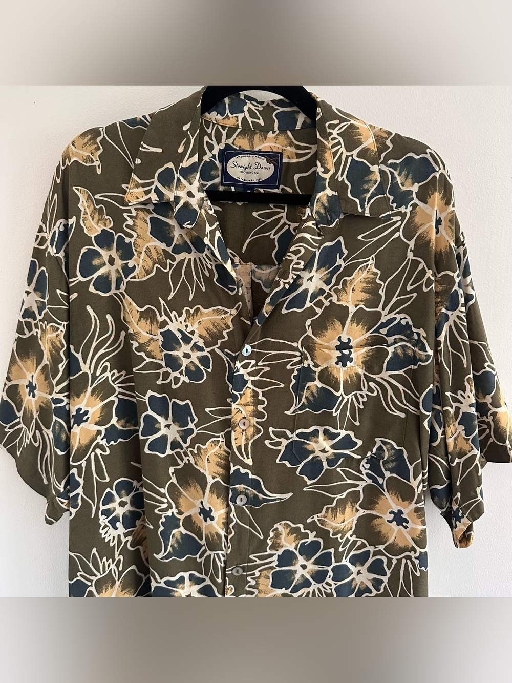 Straight Down Clothing Co Men's Hawaiian Rayon Button Down Relaxed Fit Medium